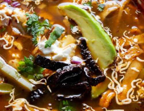 Sopa de nopales con chile guajillo